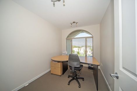 Photo of property in 24 Jordan Street, Island Bay, Wellington, 6023
