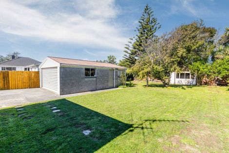 Photo of property in 40 Malta Crescent, South New Brighton, Christchurch, 8062