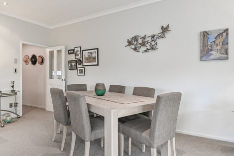 Photo of property in 17/4 Havelock Road, Havelock North, 4130