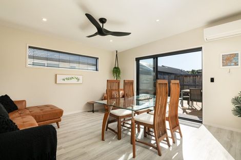 Photo of property in 82 Awataha Crescent, Pyes Pa, Tauranga, 3110