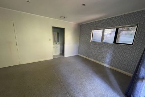 Photo of property in 36a Fairmount Road, Titirangi, Auckland, 0604