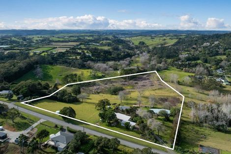 Photo of property in 26 Hamilton Road, Waimauku, 0881