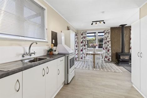 Photo of property in 108 Arahura Crescent, Waitangirua, Porirua, 5024