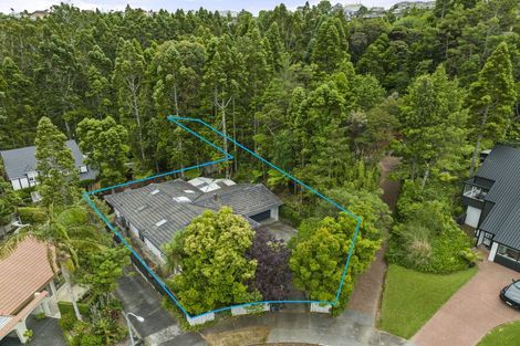 Photo of property in 41 Mappin Place, Chatswood, Auckland, 0626