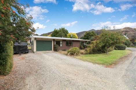 Photo of property in 2 Thomson Street, Arrowtown, 9302