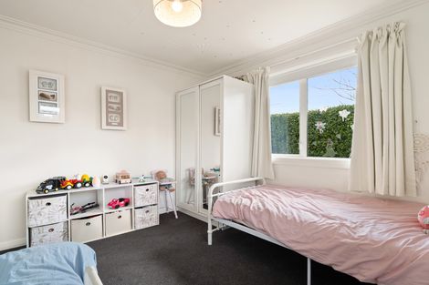 Photo of property in 35 Glendevon Place, Vauxhall, Dunedin, 9013