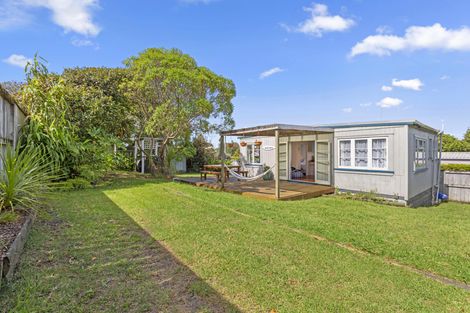 Photo of property in 66a Wainui Road, Raglan, 3225