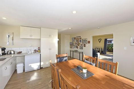 Photo of property in 23 Roberts Road, Hei Hei, Christchurch, 8042