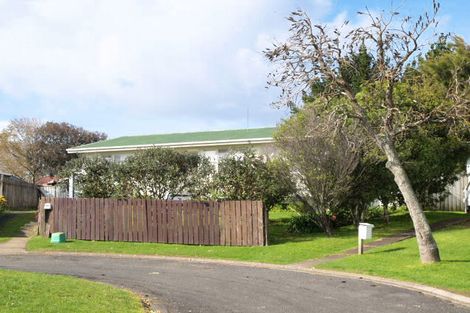 Photo of property in 69 Calthorp Close, Favona, Auckland, 2024