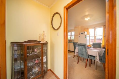 Photo of property in 4 Dundas Place, Awapuni, Palmerston North, 4412