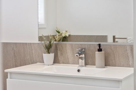 Photo of property in 1 Saddlers Way, Papamoa, 3118