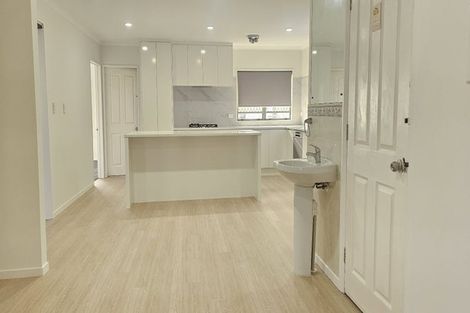 Photo of property in 51 Swaffield Road, Papatoetoe, Auckland, 2025
