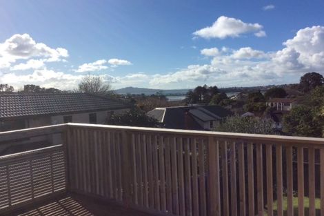 Photo of property in 99c Bassett Road, Remuera, Auckland, 1050