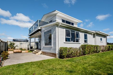 Photo of property in 501 Richmond Road, Lepperton, New Plymouth, 4373