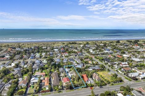 Photo of property in 269 Estuary Road, South New Brighton, Christchurch, 8062