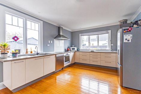 Photo of property in 19 Parsonage Road, Waimate, 7924