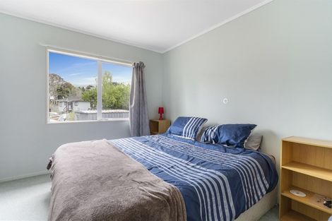 Photo of property in 41 Loughanure Place, Massey, Auckland, 0614