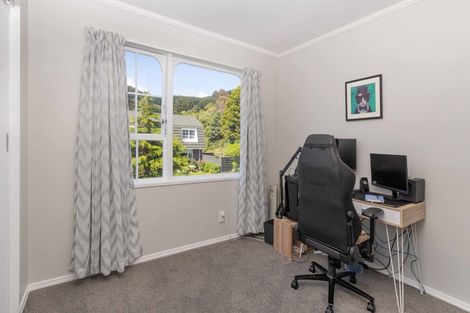 Photo of property in 52 Oriel Avenue, Tawa, Wellington, 5028