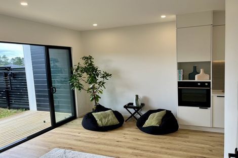 Photo of property in 10 Balthazar Road, Kumeu, 0810