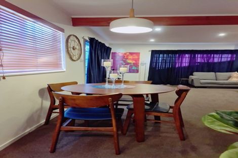 Photo of property in 450 West Coast Road, Glen Eden, Auckland, 0602