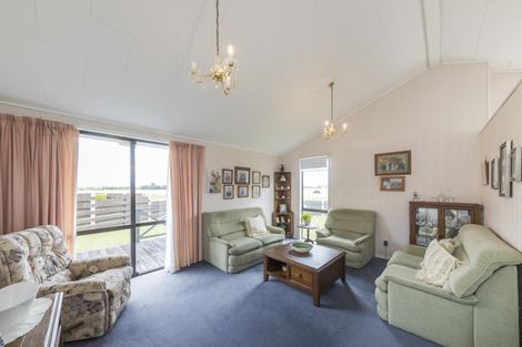 Photo of property in 128 Kelvin Grove Road, Kelvin Grove, Palmerston North, 4414