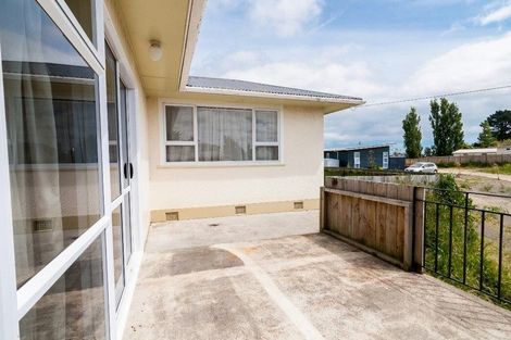 Photo of property in 3 Toi Street, Tawhero, Whanganui, 4501