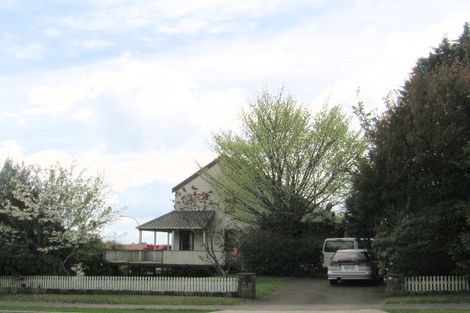 Photo of property in 2 Iles Road, Lynmore, Rotorua, 3010