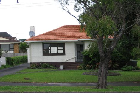 Photo of property in 4 Bolton Street, Blockhouse Bay, Auckland, 0600