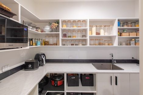 Photo of property in 19 Waikaka Place, Rototuna North, Hamilton, 3210