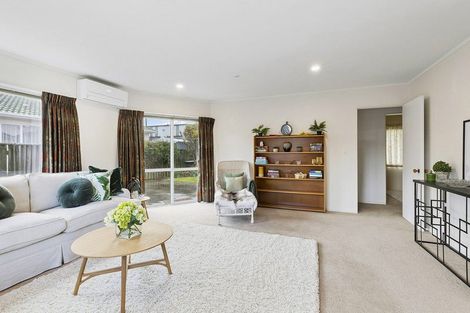 Photo of property in 4/63 Main Road, Titahi Bay, Porirua, 5022