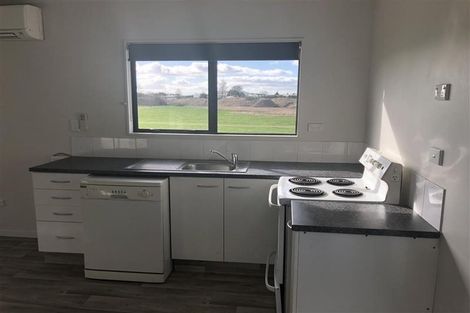 Photo of property in 35 Metro Avenue, Nawton, Hamilton, 3200