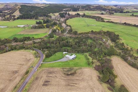 Photo of property in 1597 Turakina Valley Road, Marton, Whanganui, 4581