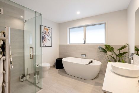 Photo of property in 5 Hanlow Place, Pyes Pa, Tauranga, 3112