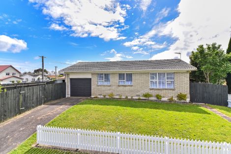 Photo of property in 1/5 Onslow Road, Papakura, 2110