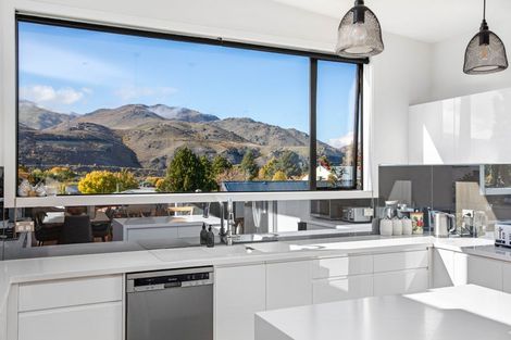 Photo of property in 39a Melmore Terrace, Cromwell, 9310