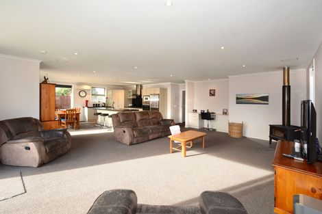 Photo of property in 18 William James Close, Mosgiel, 9024