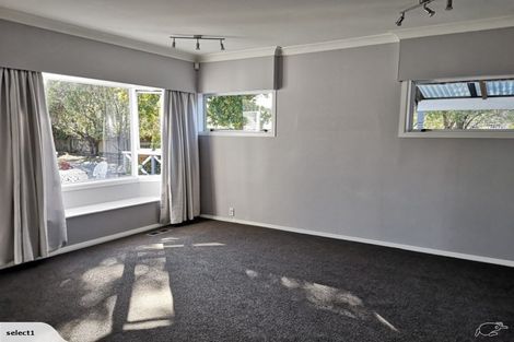 Photo of property in 1118 Fergusson Drive, Clouston Park, Upper Hutt, 5018