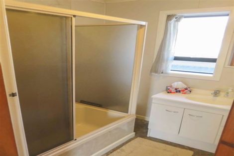 Photo of property in 11 Stephens Street, Waikiwi, Invercargill, 9810