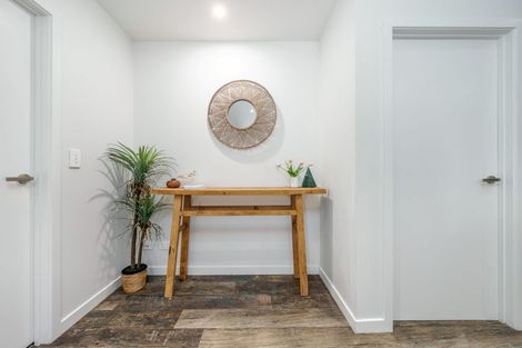 Photo of property in 5 Lorne Street, Lake Hayes, Queenstown, 9304