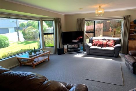 Photo of property in 99 Woodman Drive, Tawa, Wellington, 5028