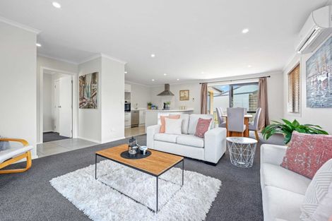 Photo of property in 2/19 Galloway Street, Hamilton East, Hamilton, 3216