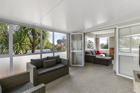 Photo of property in 2/300 Rangatira Road, Beach Haven, Auckland, 0626