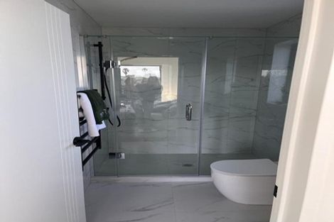 Photo of property in 1/5 Hikurangi Street, Te Atatu Peninsula, Auckland, 0610