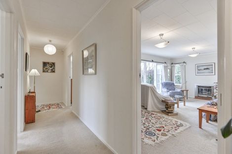 Photo of property in 6 Carl Avenue, Havelock North, 4130