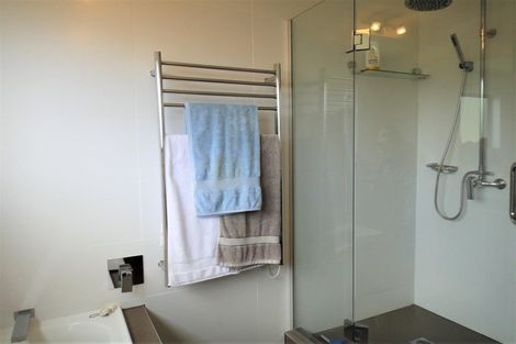 Photo of property in 136 One Tree Point Road, One Tree Point, 0118