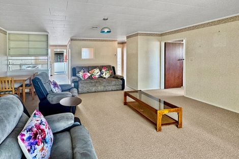 Photo of property in 1/100 Domain Road, Whakatane, 3120