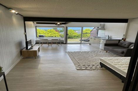 Photo of property in 3 Burnby Place, Te Anau, 9679