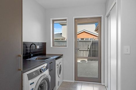 Photo of property in 16 Sovereign Gardens, Halswell, Christchurch, 8025