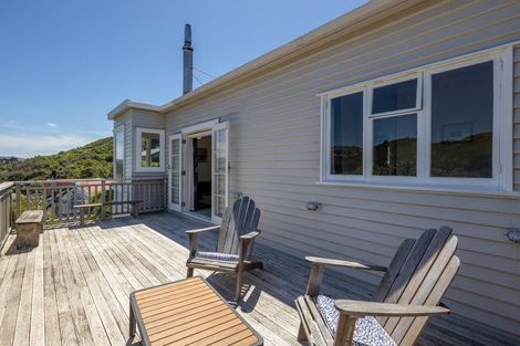 Photo of property in 47 Melbourne Road, Island Bay, Wellington, 6023