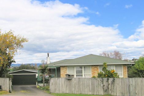 Photo of property in 33 Woodford Avenue, Brookfield, Tauranga, 3110